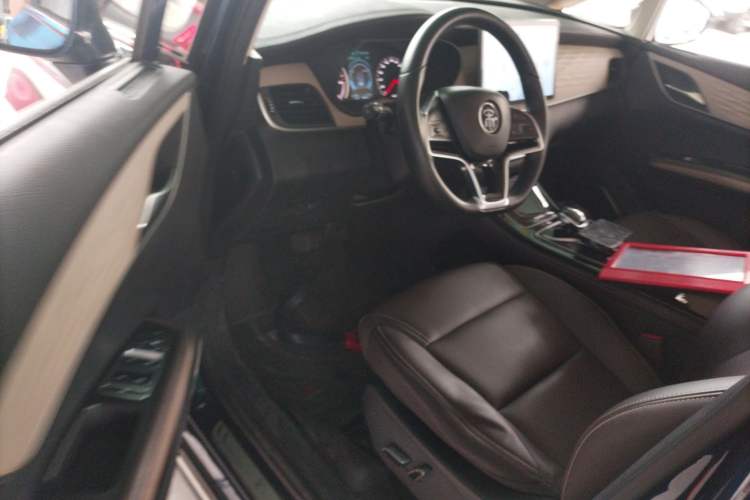 Used BYD Song MAX New Energy 2022 DM-i 105KM Flagship Model Interior 3