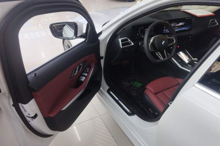 Used BMW 3 Series 2025 325Li M Sport Package
