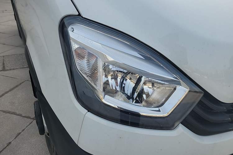 Used Iveco Eurocargo 2021 2.0T Manual Super Rui Long Wheelbase Short Overhang High Roof Side-Sliding Door F1A Exterior 6