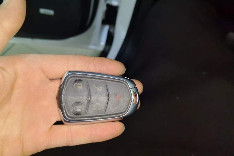 Used Cadillac XT5 2021 28T Luxury Model
