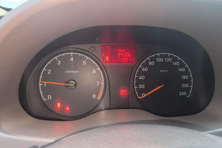 Used Hyundai Verna (older generation) 2010 Sedan 1.4L Manual BLUE Model
