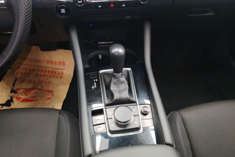 Used Mazda 3 Axela 2020 2.0L Automatic ZhiXuan Edition Gear Lever