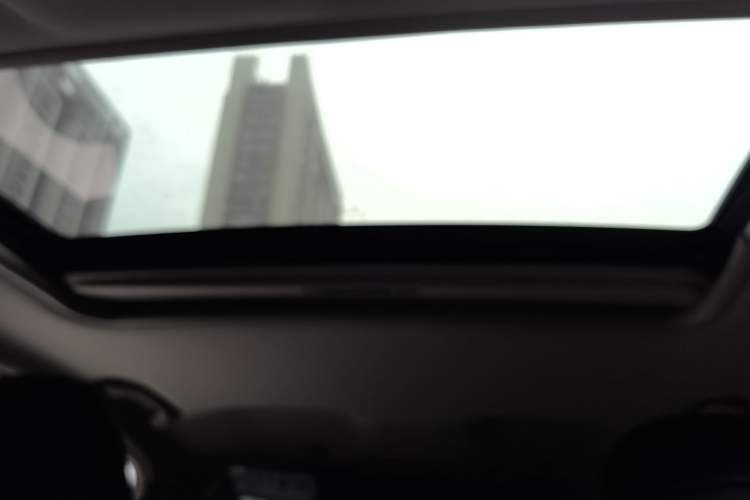 Used Citroen C5 2016 1.8T Automatic Luxury Model Headliner