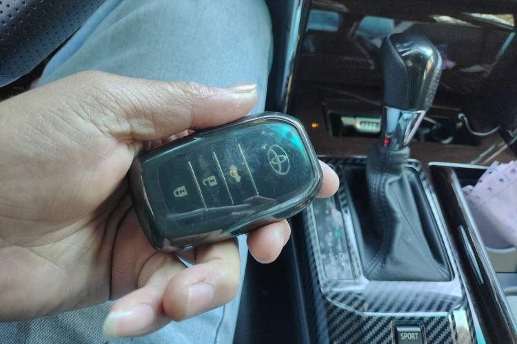 Used Toyota Reiz 2013 2.5V Shangrui Edition
