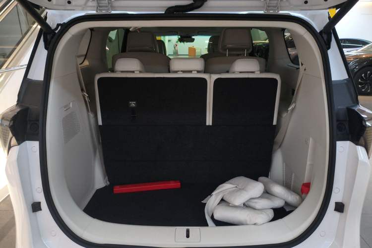 Used Buick GL8 New Energy 2024 Lu Zun Deluxe Edition 7-Seater