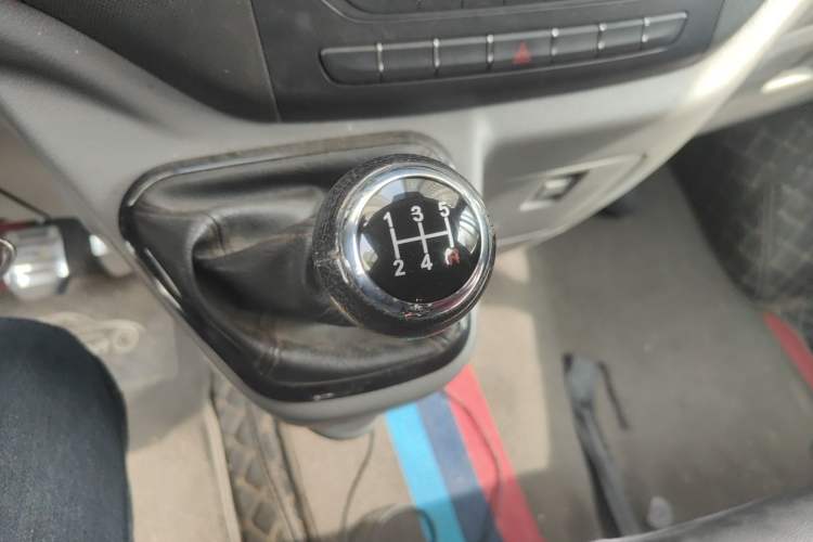 Used Foton Toano 2019 2.8T E5 Van 4J28TC3