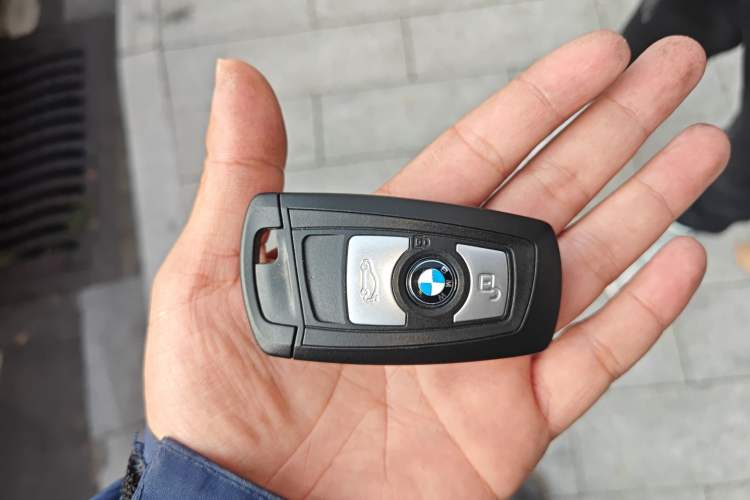 Used BMW 3 Series 2014 320Li Fashion Model
