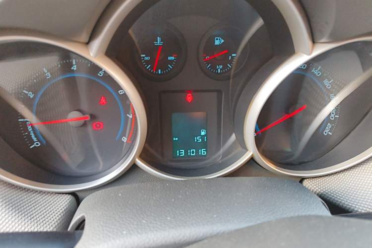 Used Chevrolet Cruze 2013 1.6L SE MT Instrument Cluster