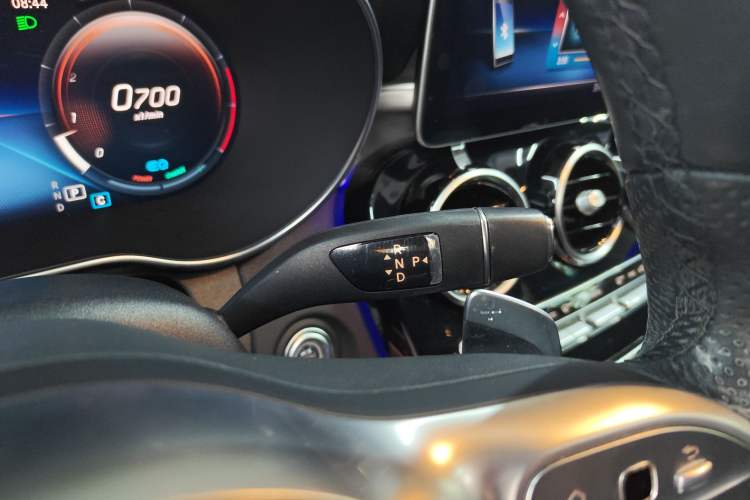 Used Mercedes-Benz C-Class 2021 C 260 Star Edition Gear Lever