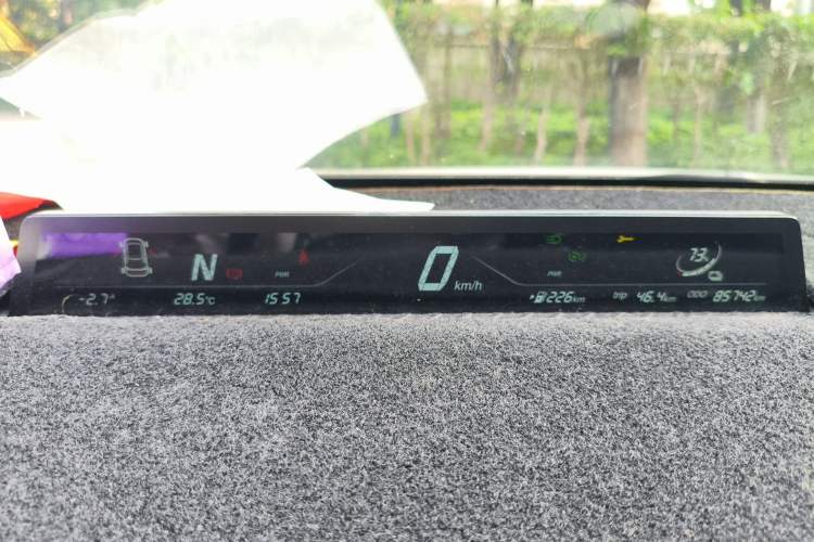 Used NETA V 2021 Standard Range Entertainment Edition Instrument Cluster