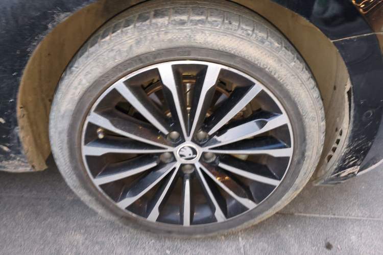 Used Skoda Superb 2016 TSI330 DSG Smart Drive Edition