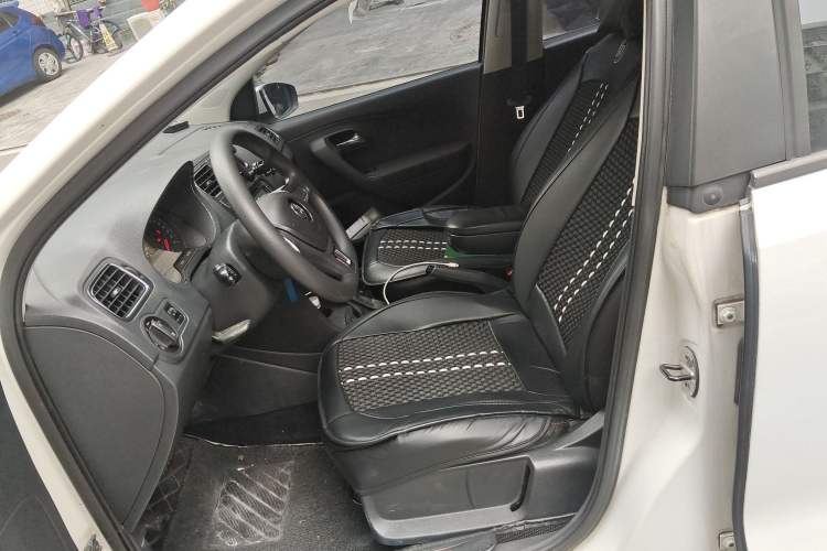 Used Volkswagen Polo 2014 1.4L Automatic Comfort Edition