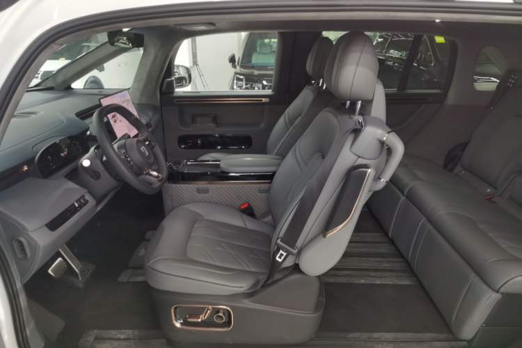 Used Zeekr MIX 2025 Intelligent Driving Version
