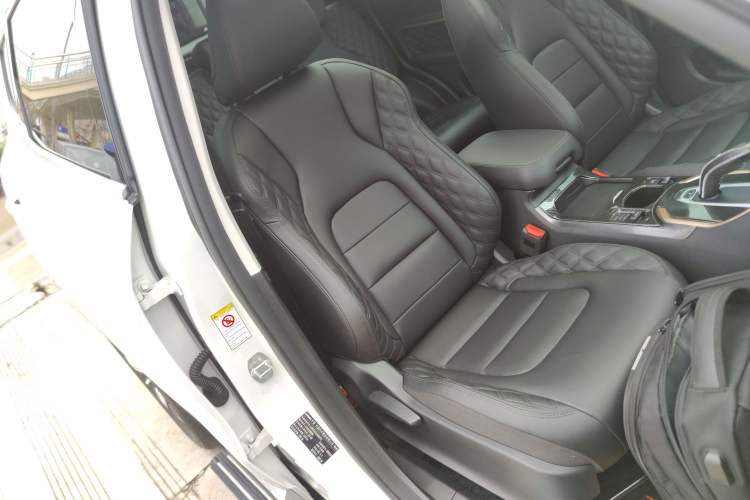 Used Haval H6 2021 1.5 GDIT Automatic Champion Edition Right Front Seat