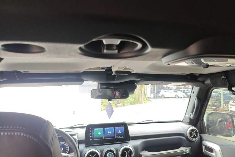 Used BAIC Off-Road BJ40 2023 2.0D Automatic Four-Wheel Drive Blade Hero Edition Adventurer Type