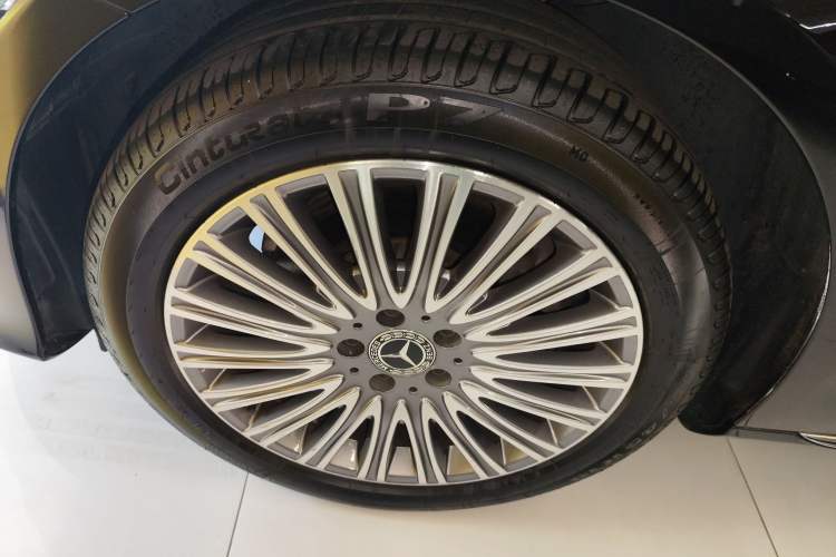 Used Mercedes-Benz E-Class 2022 E 300 L Luxury Model