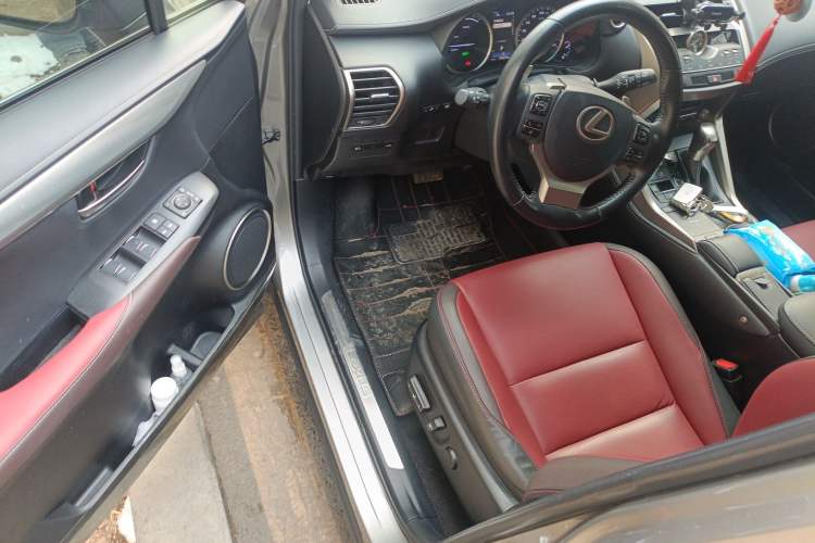 Used Lexus NX 2017 300h Front-Drive FENGSHANG Edition
