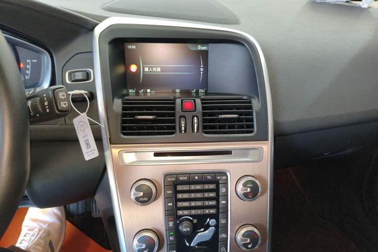 Used Volvo XC60 2017 T5 AWD Smart Upgrade Model
