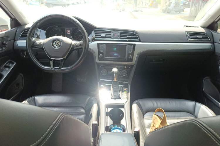 Used Volkswagen Lamando 2015 280TSI DSG Luxury Edition
