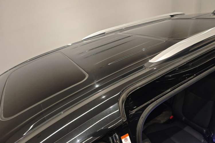 Used Toyota Granvia 2023 2.5L Hybrid Prestige VIP Edition