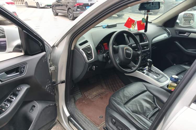 Used Audi Q5 2011 2.0TFSI Technology Model
