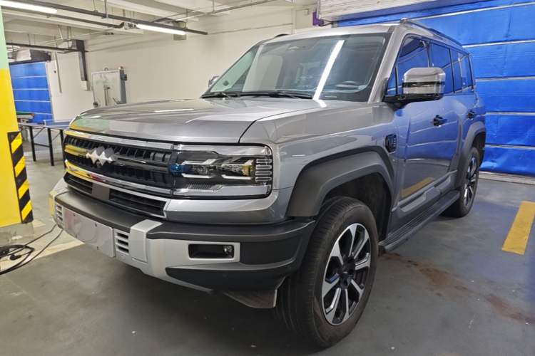 Used Formula Leopard 5 2023 Navigator Edition Guazi used car, China used car export, Used car for sale, Used  cars, Cheapest cars for sale
