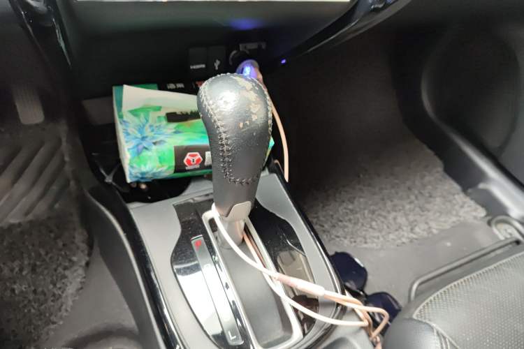 Used Honda Greiz 2016 1.5L CVT Luxury Edition Gear Lever