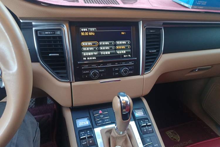 Used Porsche Macan 2014 Macan 2.0T Audio And AC Panel