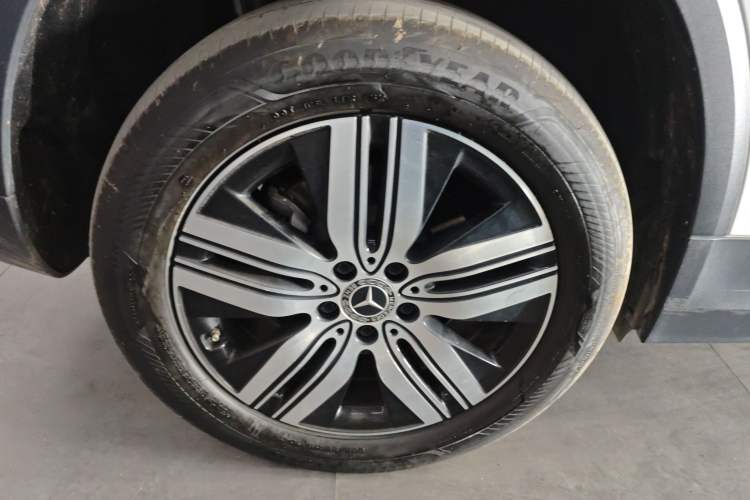 Used Mercedes-Benz EQA 2022 EQA 260 Right Rear Wheel Hub