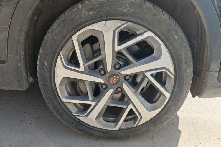 Used Hongqi HS7 2022 2.0T DCT Two-Wheel Drive Smart Connect Flagship Edition 7 Seats
