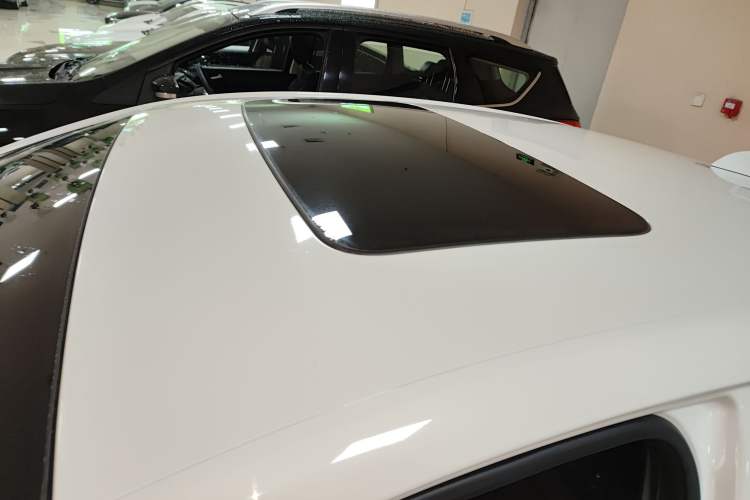 Used Chevrolet Monza 2019 RS 330T Automatic Comfort Edition China VI Standard Roof