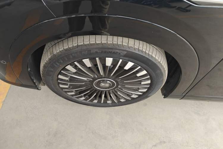 Used XPeng X9 2025 740 Ultra-Long Range Max Exterior 4