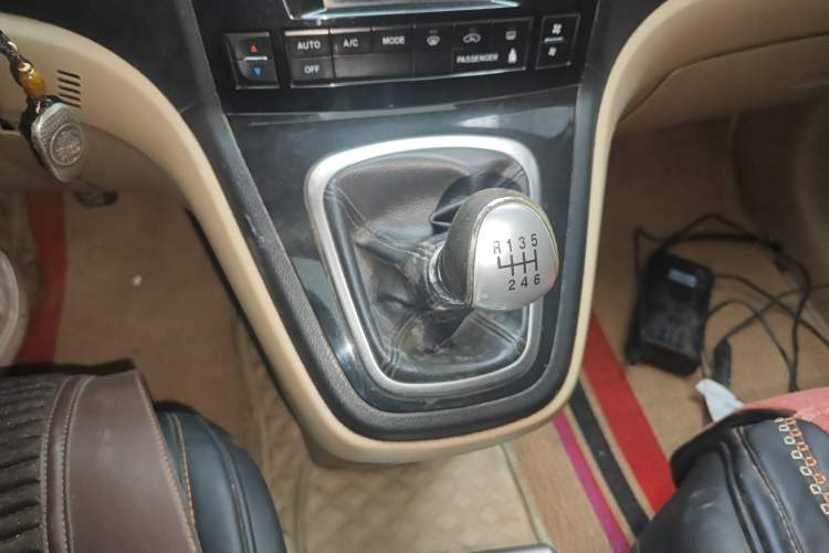 Used Haval H6 2013 Upgraded Model 1.5T Manual Two-Wheel Drive Urban Version