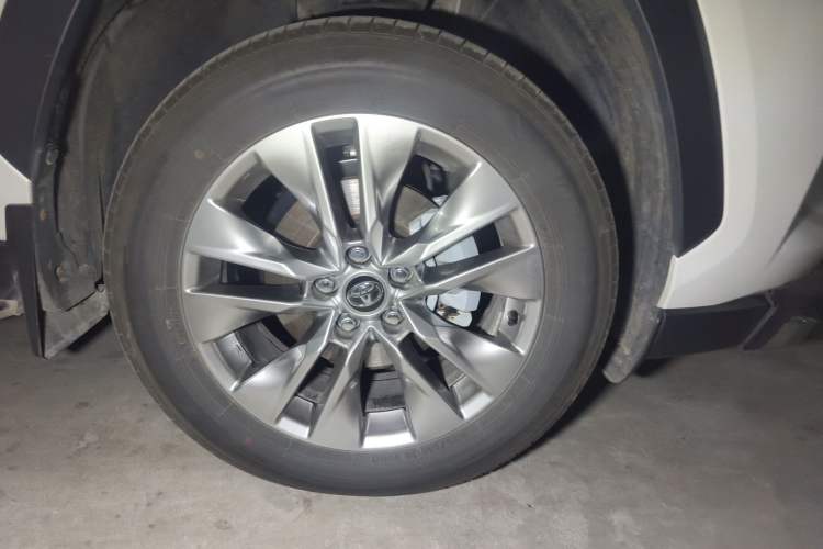 Used Toyota Wildlander 2024 2.0L CVT Two-Wheel Drive Leading Edition Exterior 4