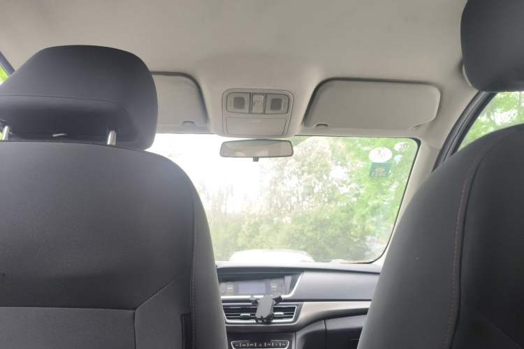 Used CHANGAN KAICHENG Oushang A600 2016 1.5L Manual Elite 7-Seater Headliner