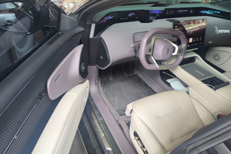 Used Avatr 12 2023 650 Three-Laser Four-Wheel Drive Performance Edition Driver Seat