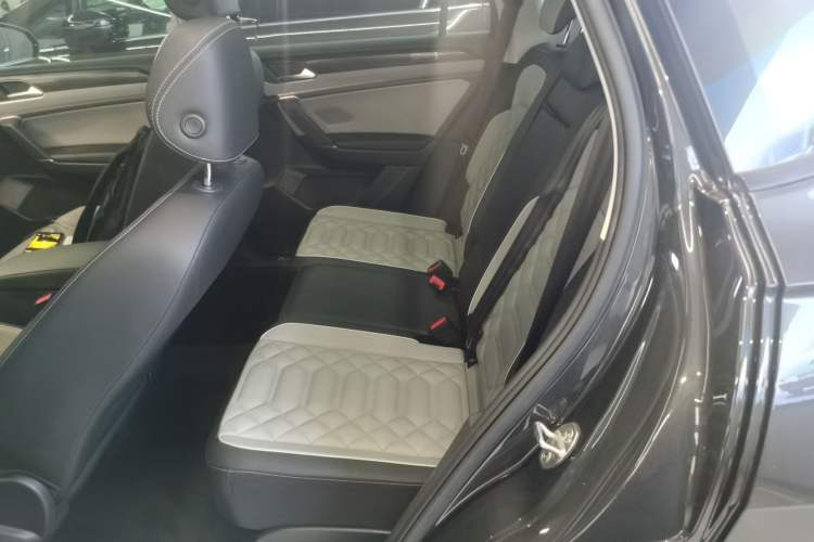 Used Volkswagen Tayron 2023 330TSI Two-Wheel-Drive Luxury Plus Advanced Version