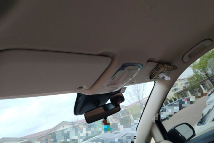 Used Mercedes-Benz Vito 2023 2.0T Elite Version 7 Seats Headliner