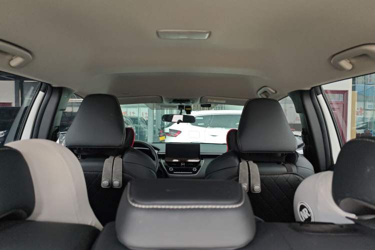 Used Toyota FRONTLANDER 2024 2.0L CVT Elite Plus Edition Headliner