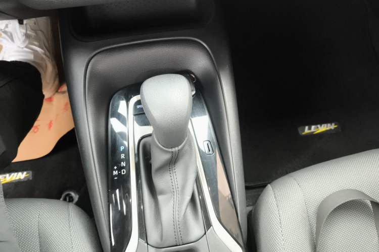 Used Toyota Levin 2022 185T CVT Luxury Edition Gear Lever