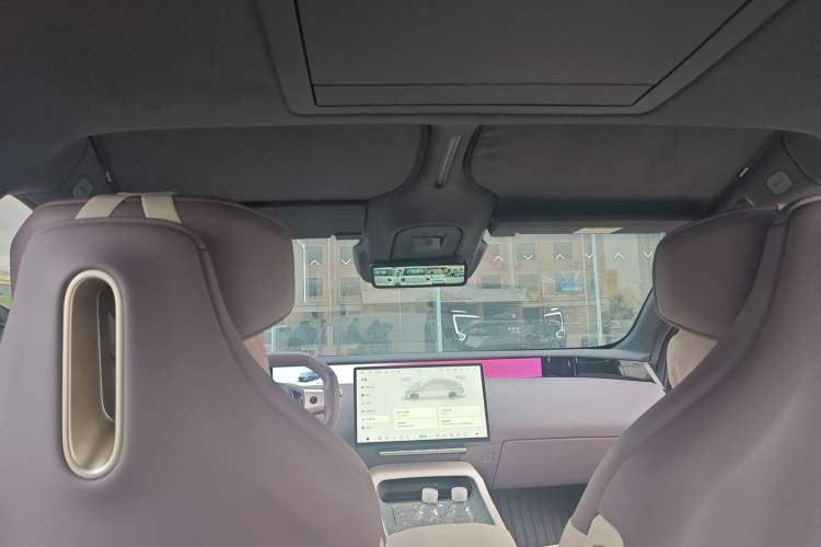 Used Avatr 12 2025 Ultra Extended-Range Edition Headliner