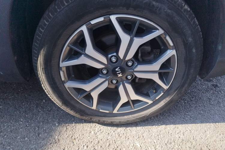 Used Kia KX3 2020 1.5L CVT Trend Edition
