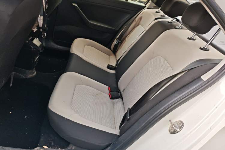 Used Volkswagen Jetta 2017 1.5L Manual Fashion Edition Left Rear Seat