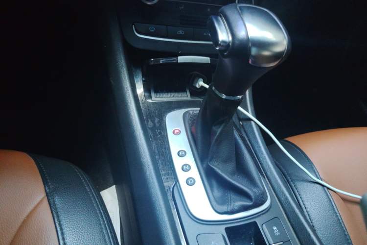 Used Roewe e550 2016 Deluxe Edition
