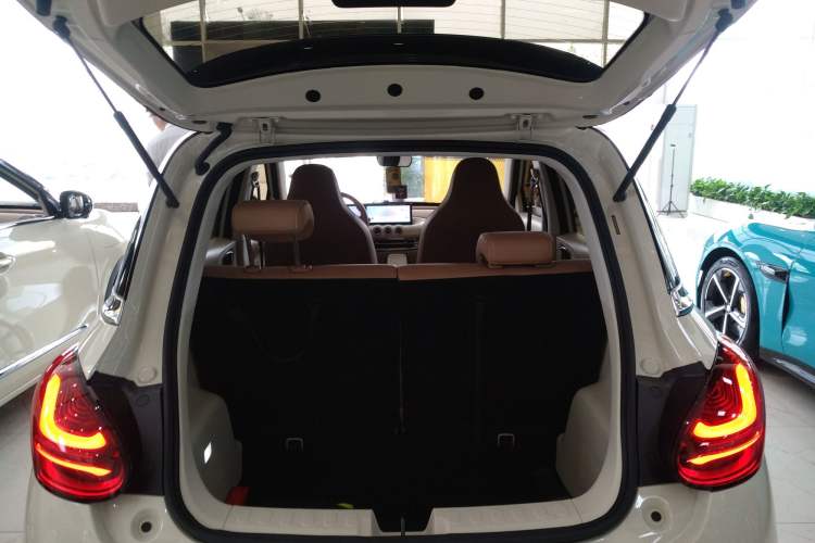 Used Wuling Bingo 2025 410 km Lingxi Deluxe Edition Trunk