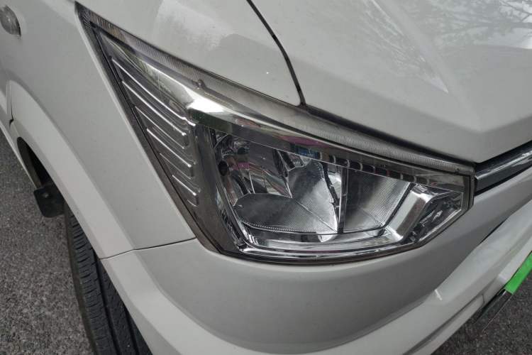 Used King Long Longyao 6 2022 Van Series CATL 41.86 kWh