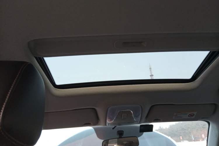 Used GAC Trumpchi GS3 2017 150N Automatic Elite Edition Headliner