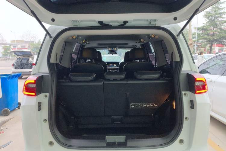 Used GAC Trumpchi M6 2023 PRO 270T DCT Luxury Edition
