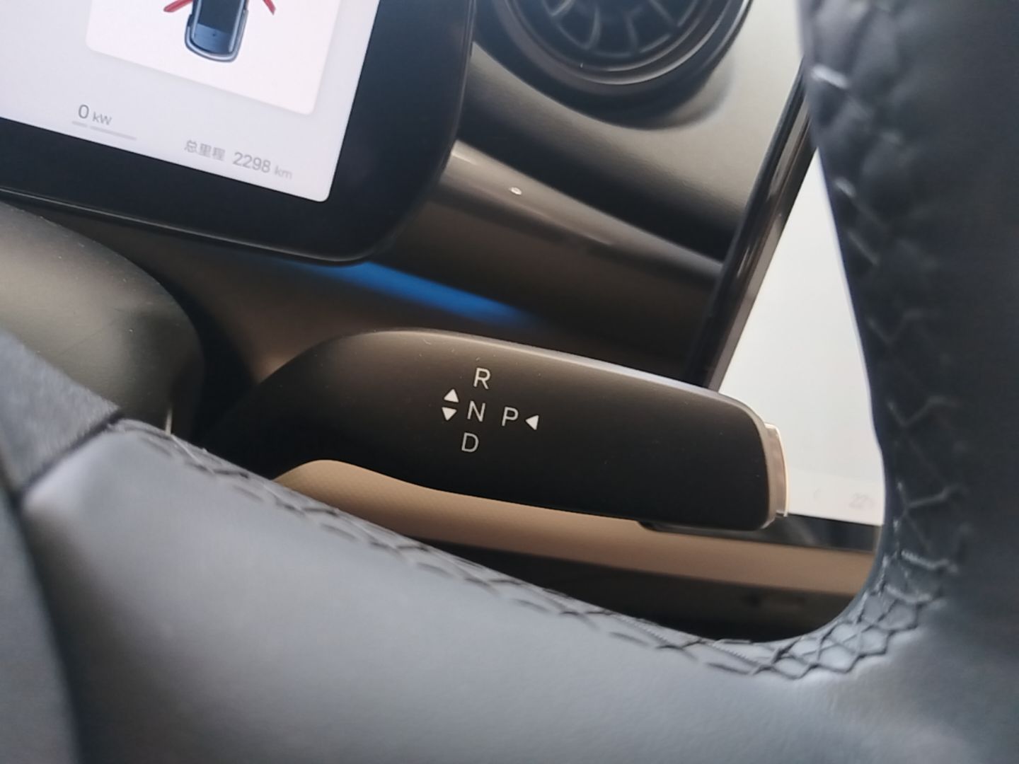 BYD Dolphin 2025 Intelligent Driving Version 410 km Fashion Edition — снимка 16