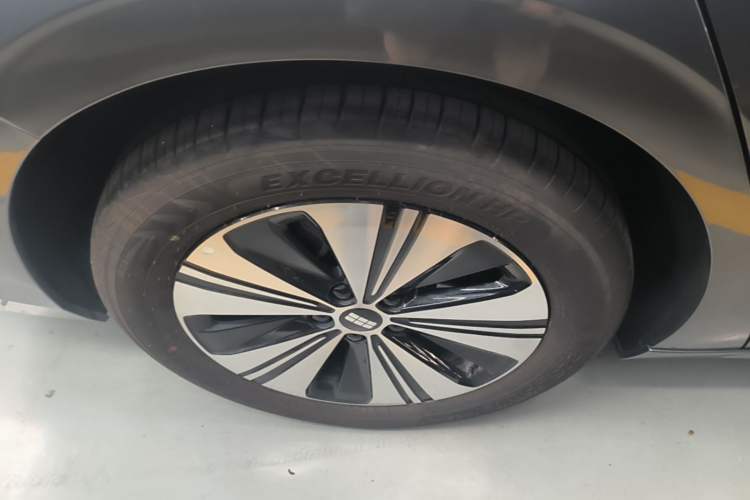 Used Geely Galaxy A7 2025 Model EM-i 150km Exploration+ Edition

